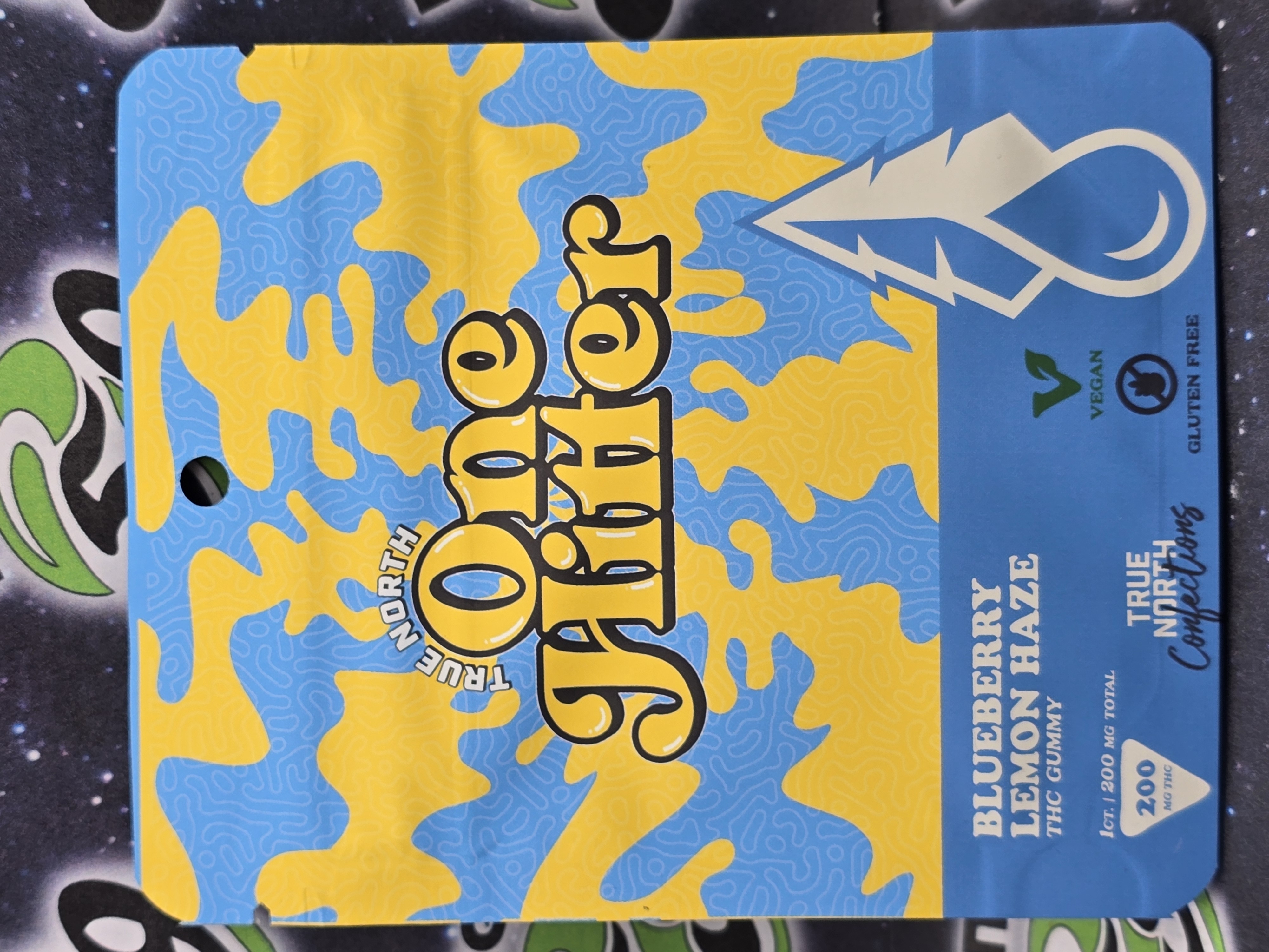 Photograph of product: True North | Blueberry Lemon Haze | One Hitter 200mg Gummy