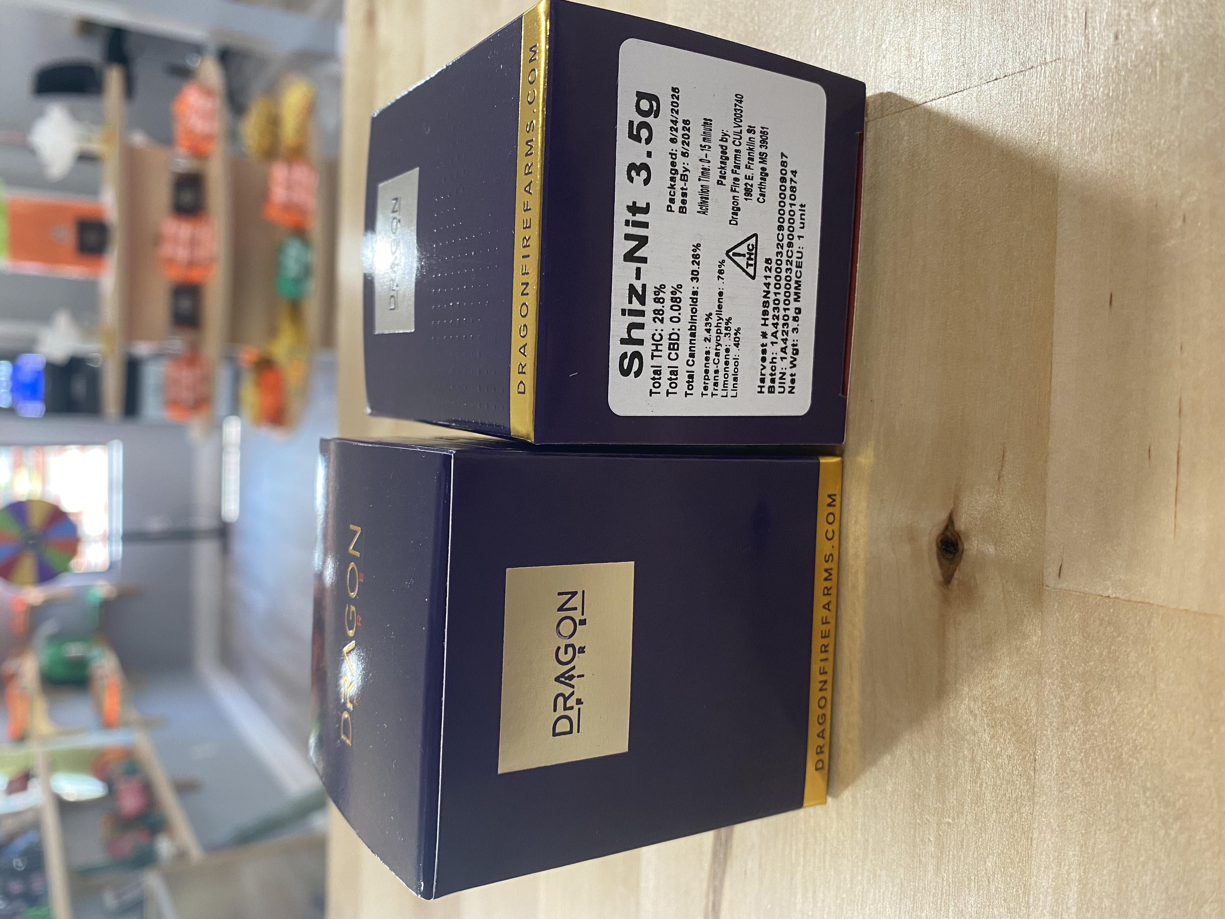 Photograph of product: Dragon Fire Farms- Shiz-Nit - 3.5g