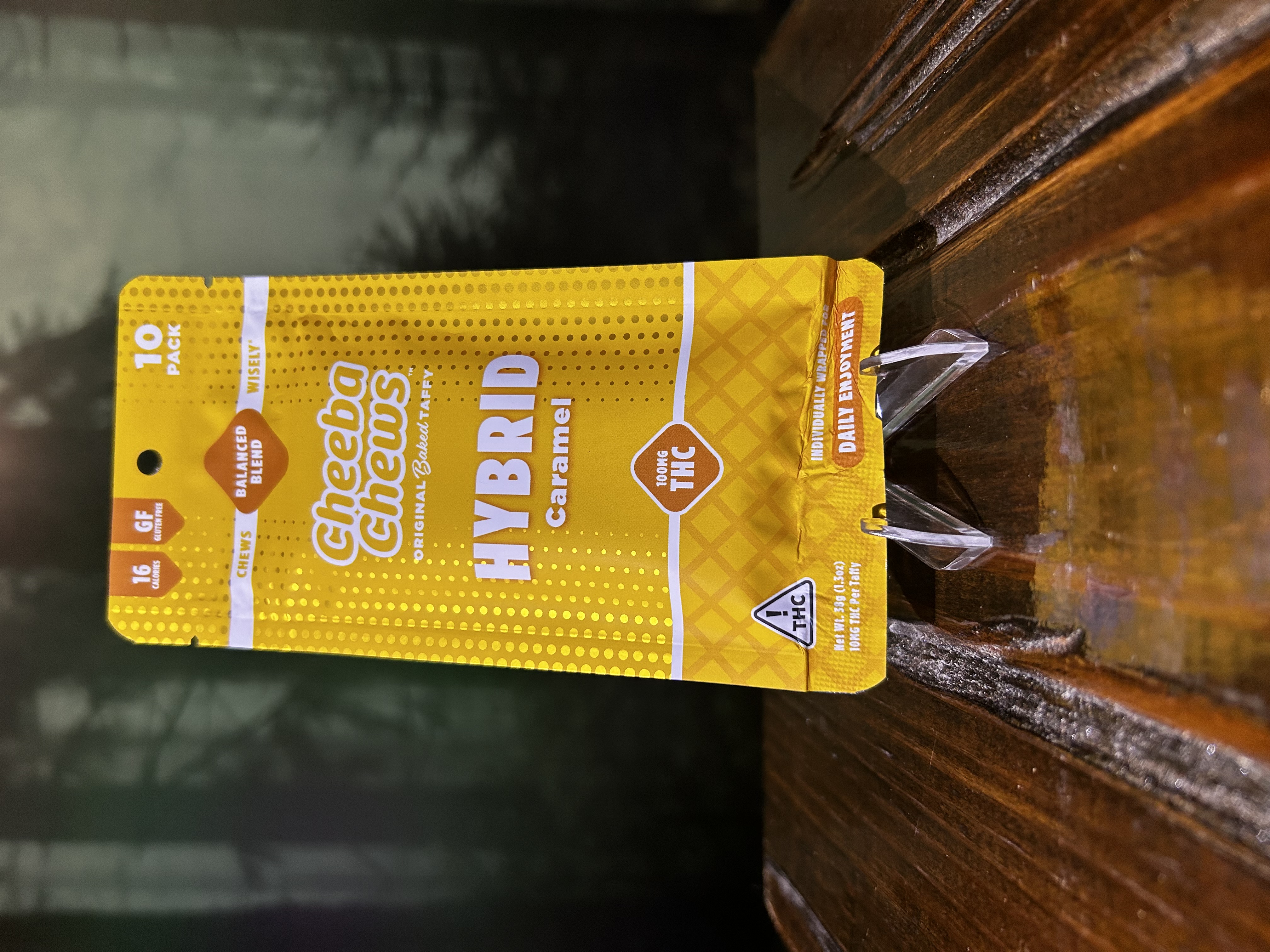 Photograph of product: Hybrid Caramel | 100mg | Cheeba Chews