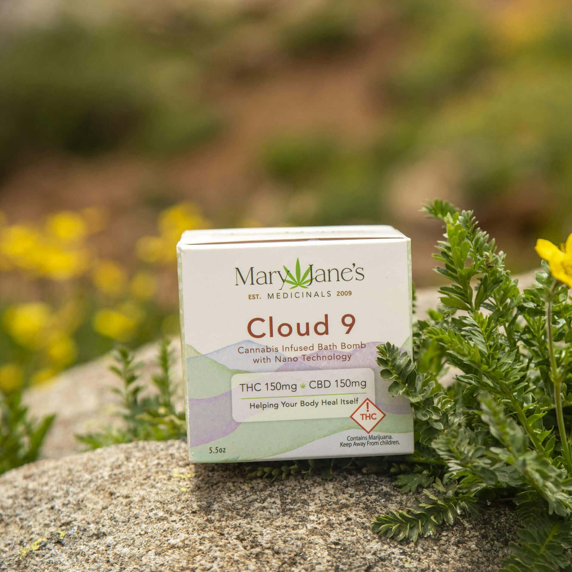Photograph of product: Bath Bombs 150mg/150mg CBD:TH-oui Mary Jane