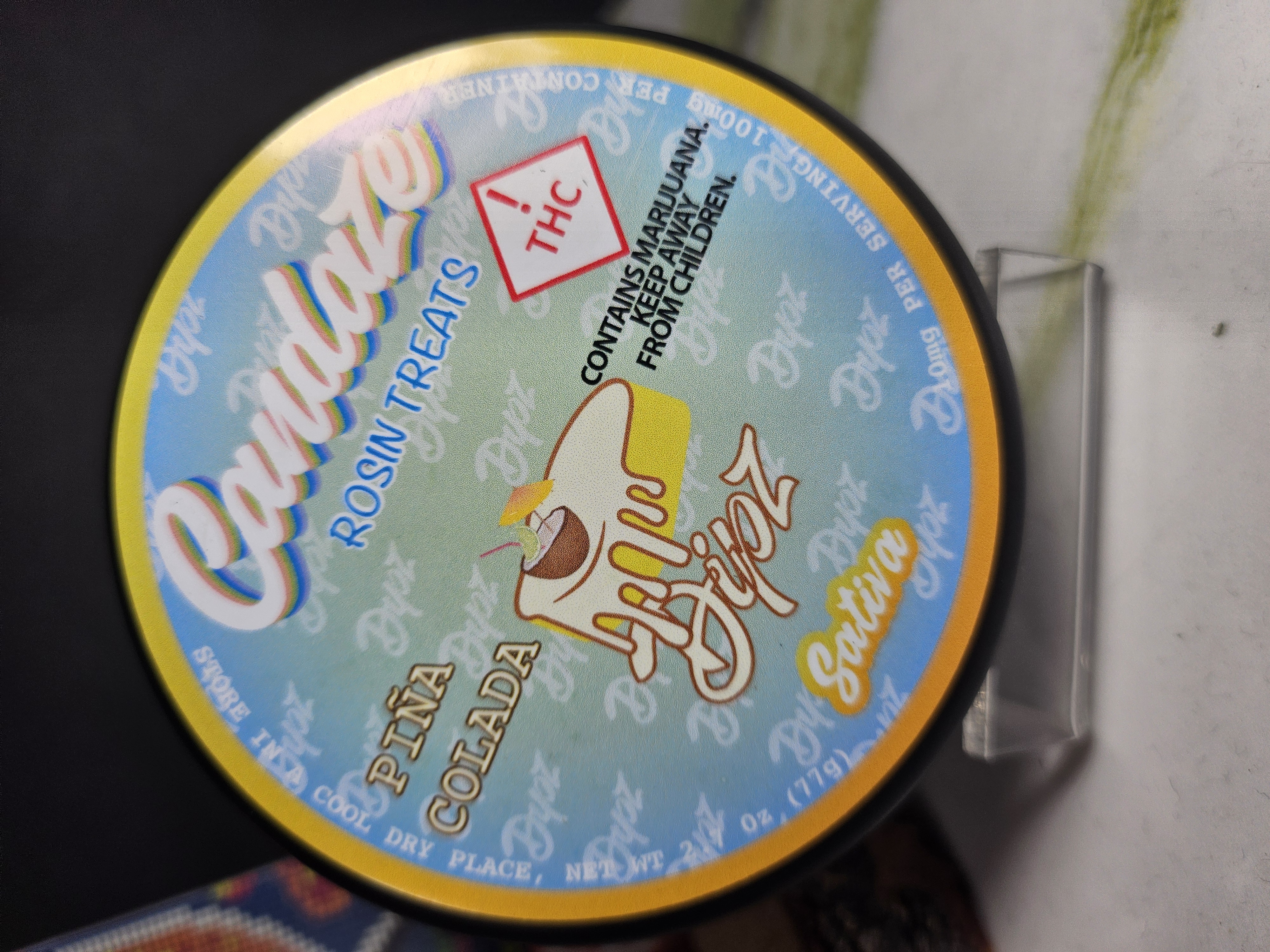 Photograph of product: CanDaze Dipz 100mg -S- Pina Colada