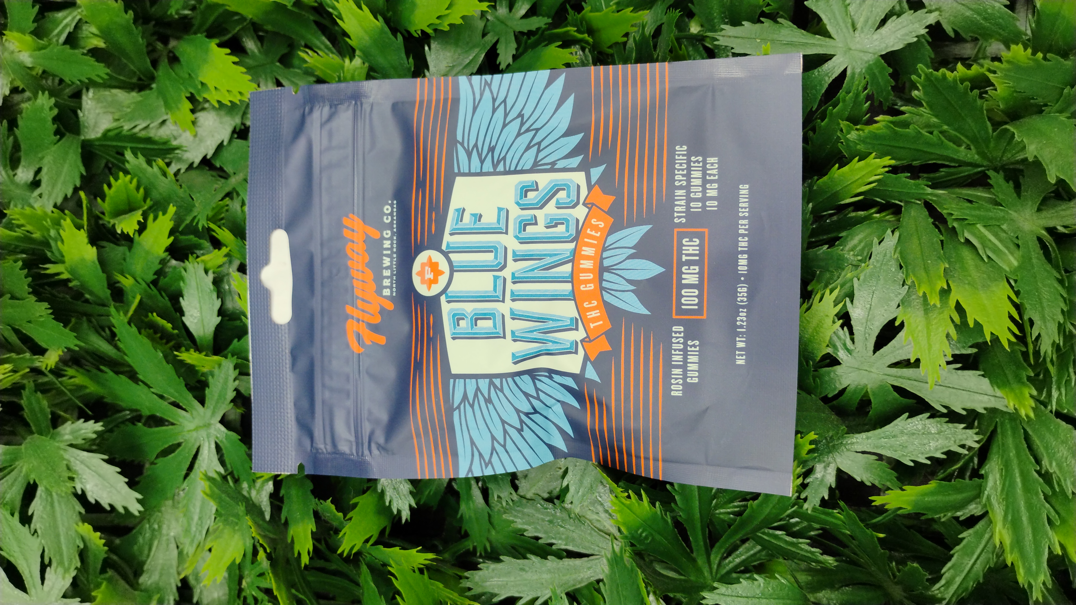 Photograph of product: Flyway Blue Wings Rosin Gummies (Stargazer) - 10mg (10 servings)
