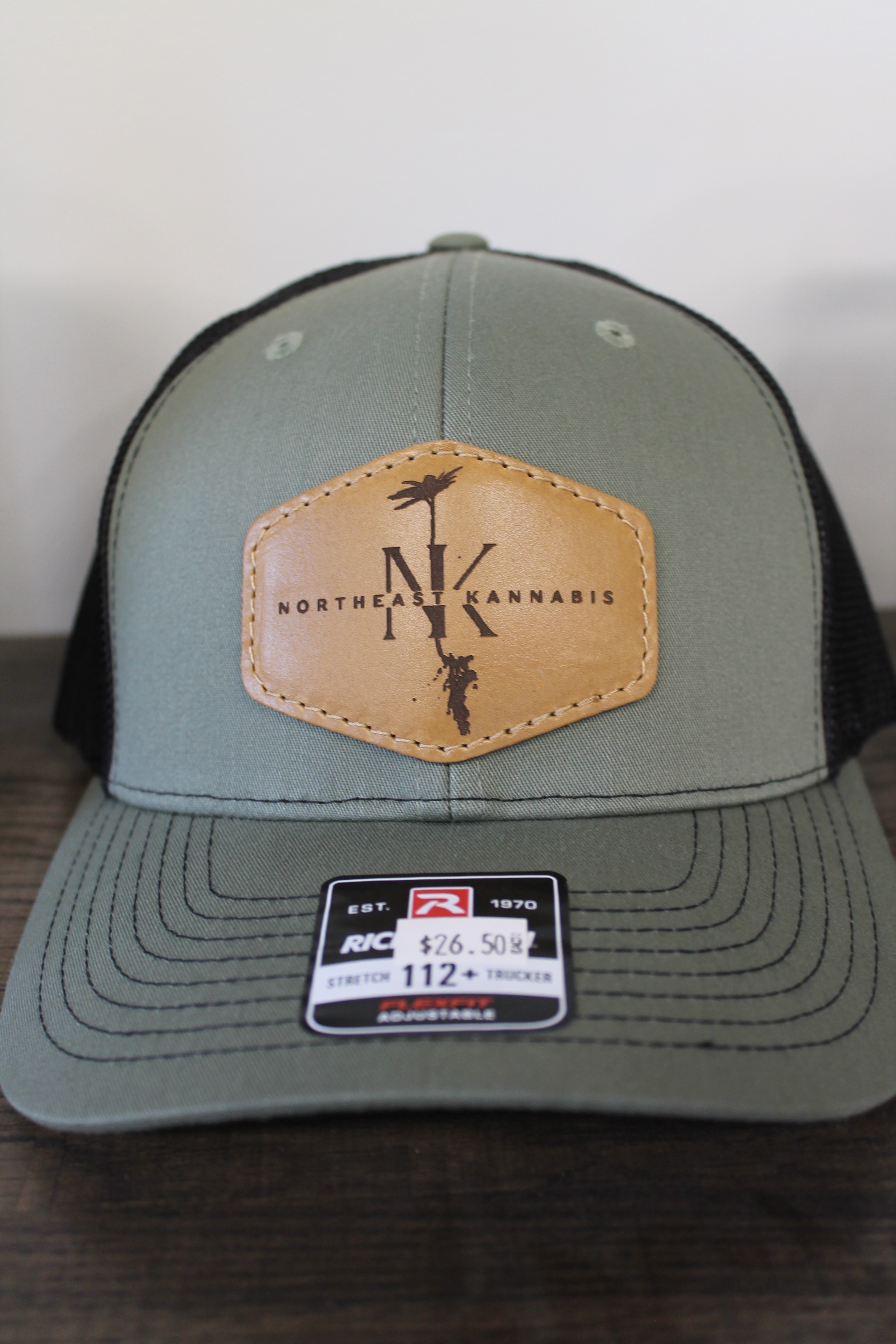 Photograph of product: Dad Hat I Plant Logo I Green/Black