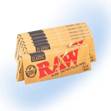 Photograph of product: Yellow Bird | Raw Classic Papers | 1 1/4