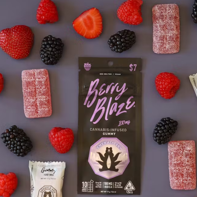 Photograph of product: Berry Blaze (1pc/100mg) Gummy [I]
