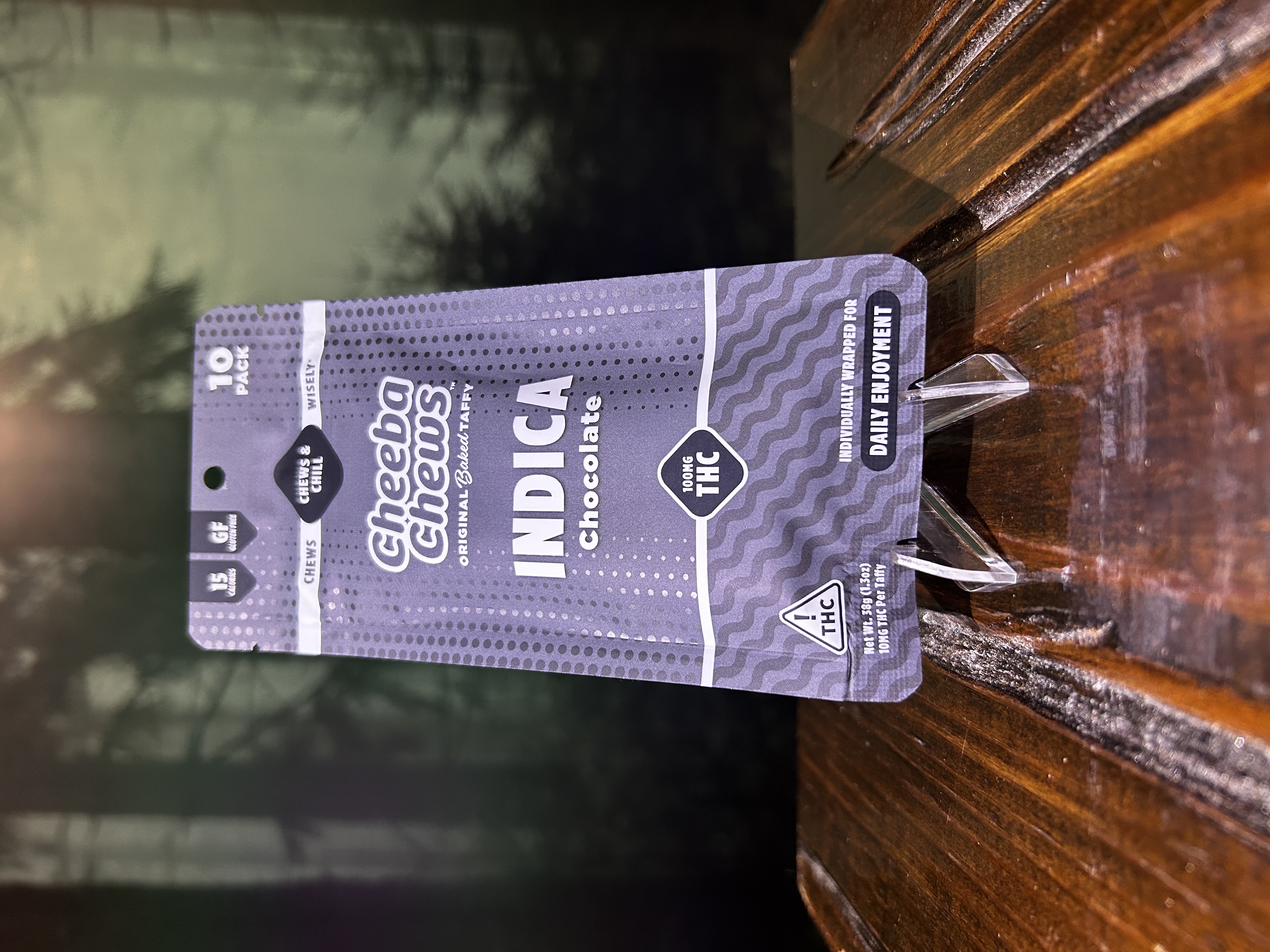 Photograph of product: Oui'd Chocolate | 100mg | Cheeba Chews