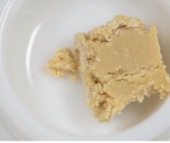 Photograph of product: Lemon Dream Live Resin Wax