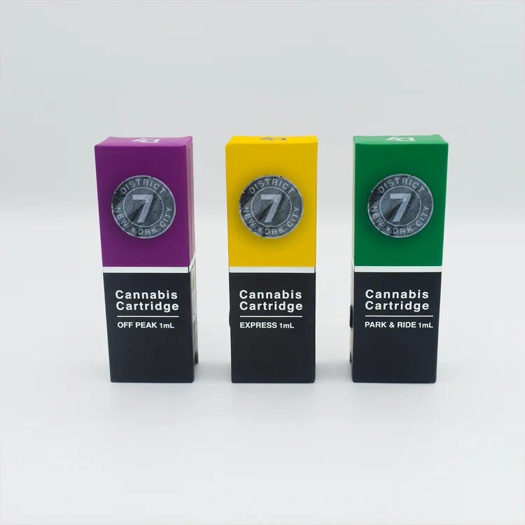 Photograph of product: District 7 Sour Diesel Disposable 1g