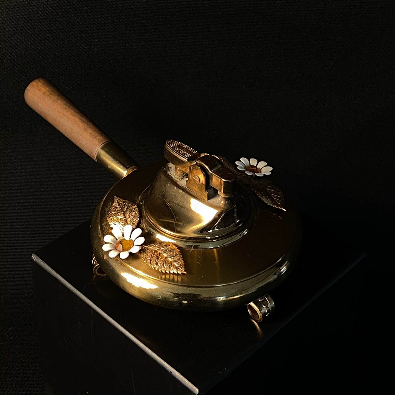 Photograph of product: Jack Kerouac's Vintage Cocktail Lighter