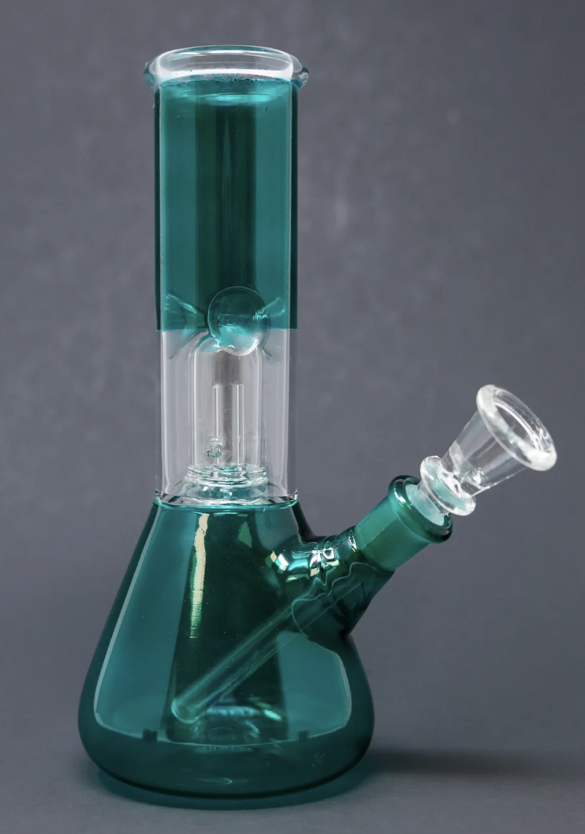 Photograph of product: 8" Aqua Single Percolator Bong
