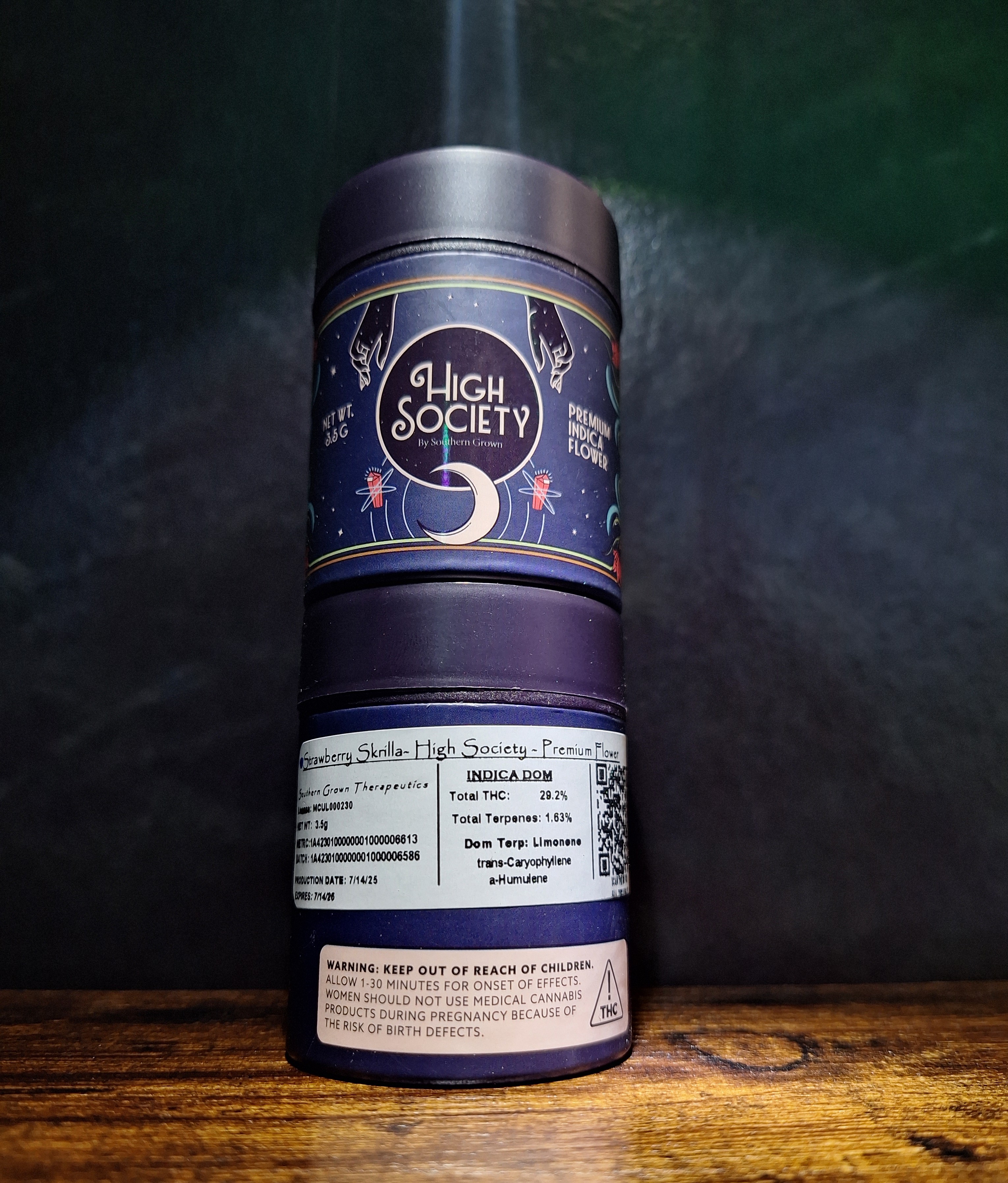 Photograph of product: Strawberry Skrilla High Society - 3.5g