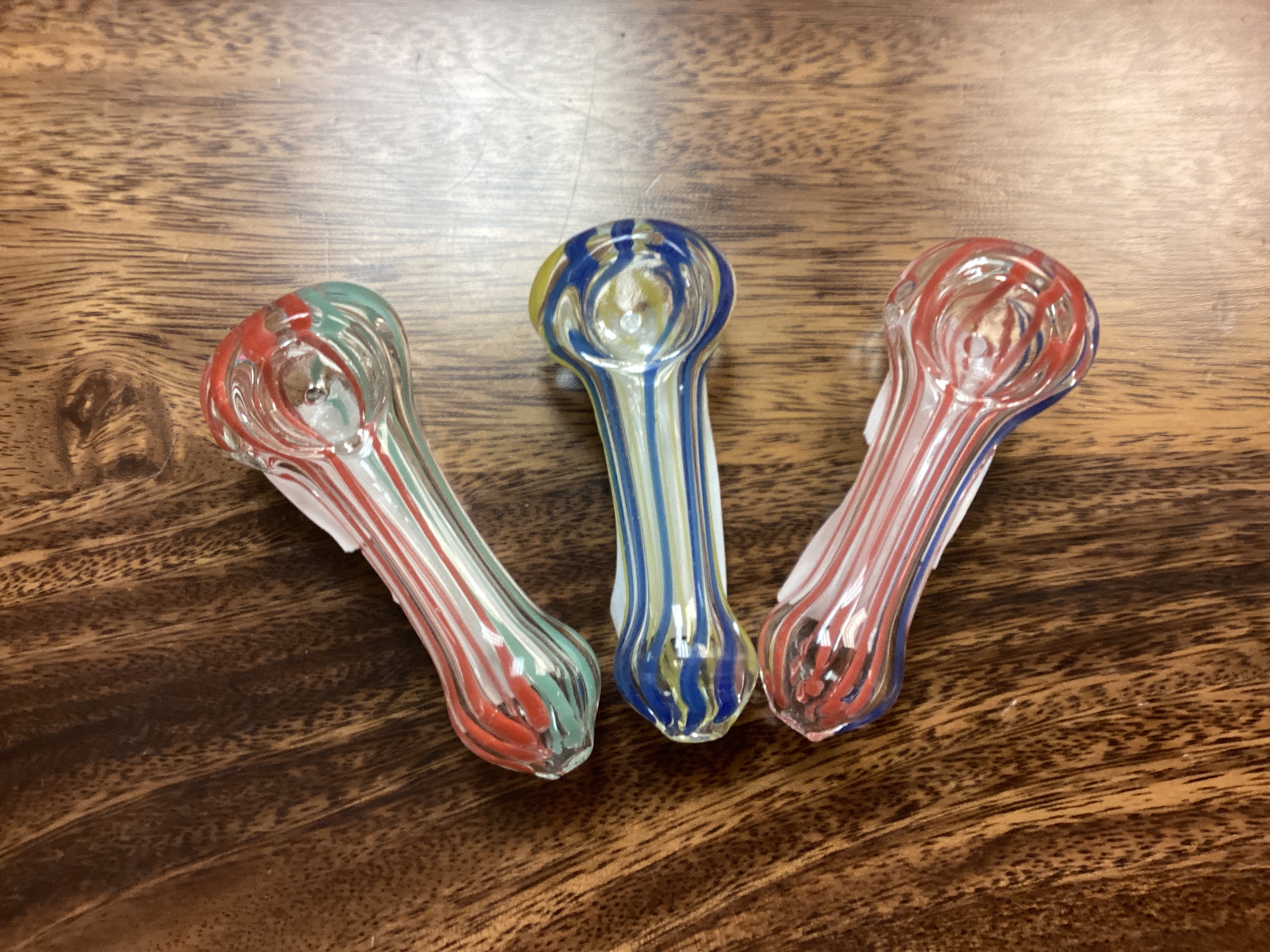 Photograph of product: 3.5 Bulk Glass Hand Pipe