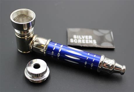 Photograph of product: Wood/metal small PIPE / BOWL