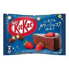 Photograph of product: Convenience Products | - Candy | KitKat | Strawberry Choco Cake Biscuit
