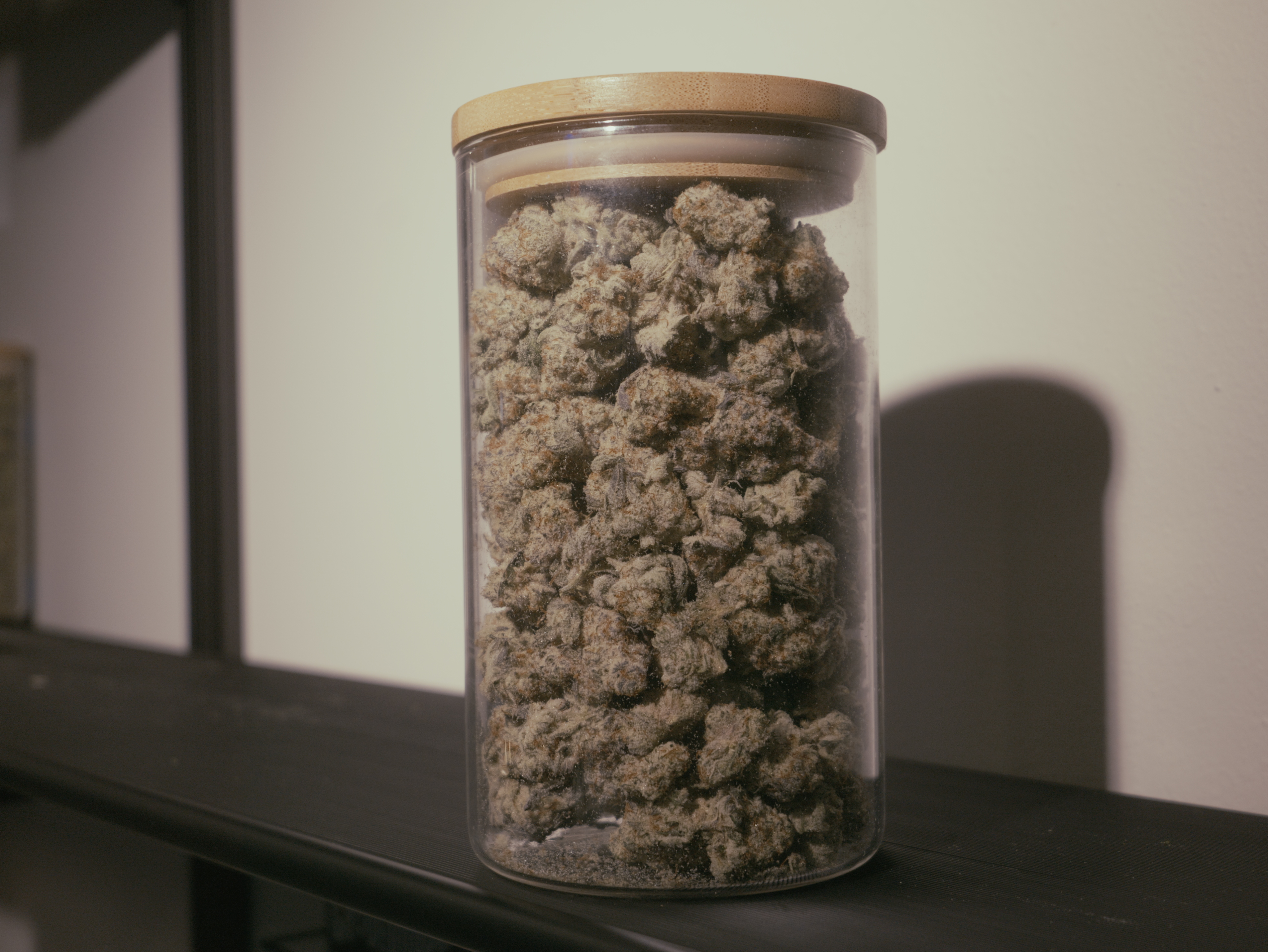 Photograph of product: Pure Bliss Farms - Lemon Oreoz - Flower - Bulk - 28g