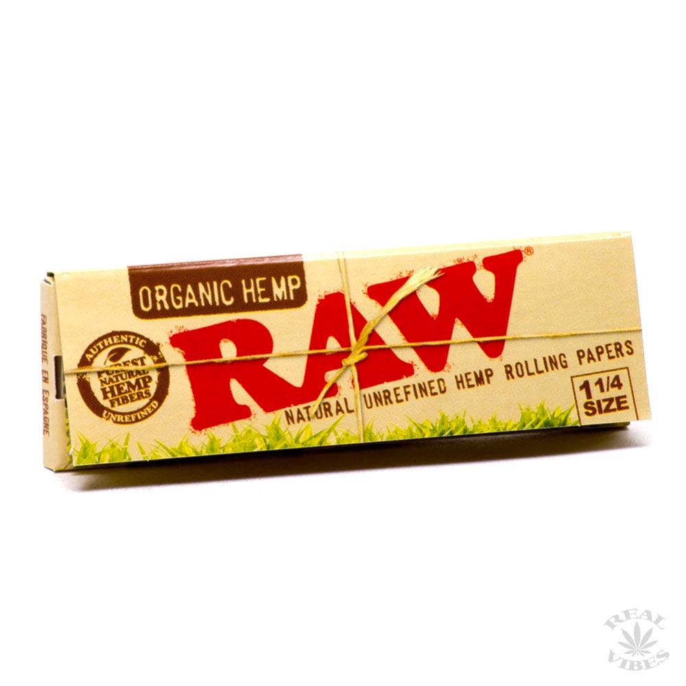 Photograph of product: RAW Organic Hemp Rolling Papers 1 1/4"