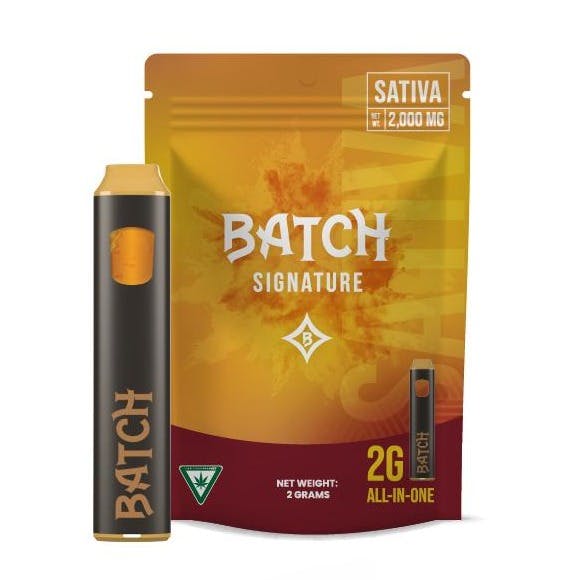 Photograph of product: Batch 2G Maui Wowie (Oui'd) Signature Disposable Vape