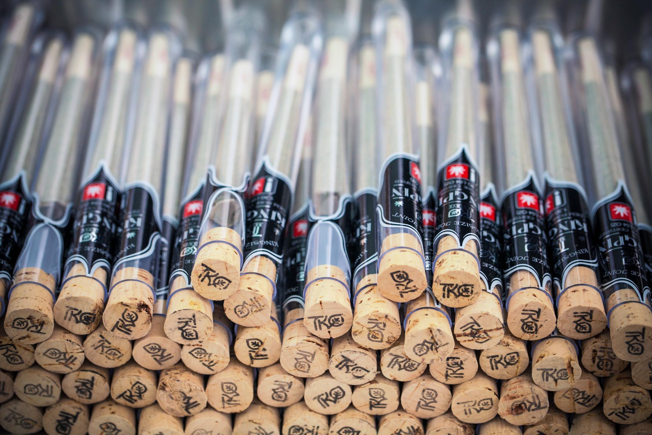 Photograph of product: TKO Reserve Midnight Jam Single Pre-Roll 1g