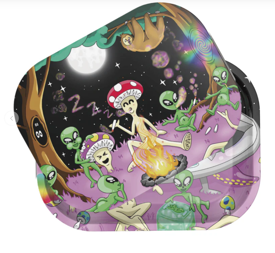 Photograph of product: "Intergalactic Trip" Rolling Tray w/ Magnetic Cover 5x7 by Bangerooo