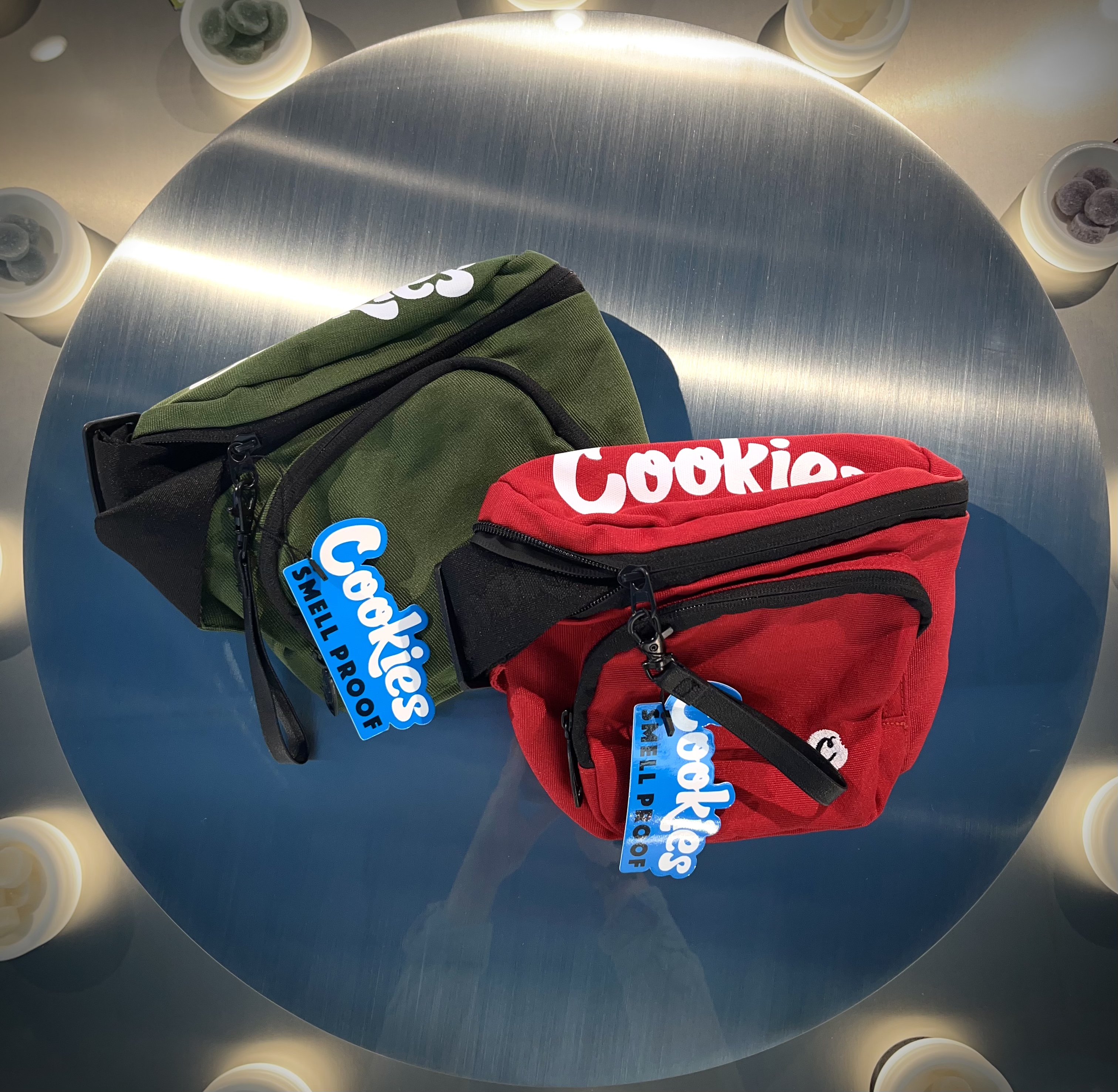 Photograph of product: Cookies: Nylon Fanny Pack