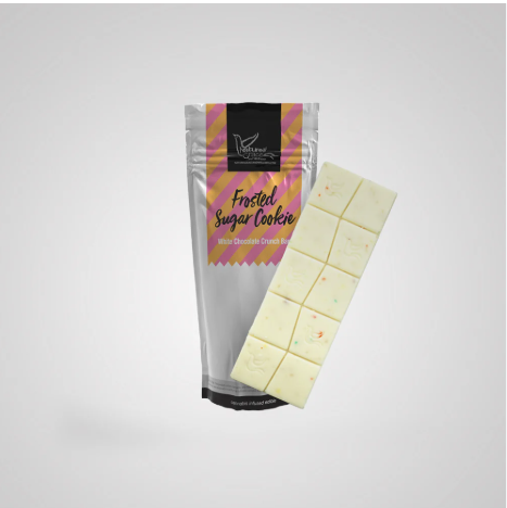 Photograph of product: Frosted Sugar Cookie | White Chocolate Crunch Bar