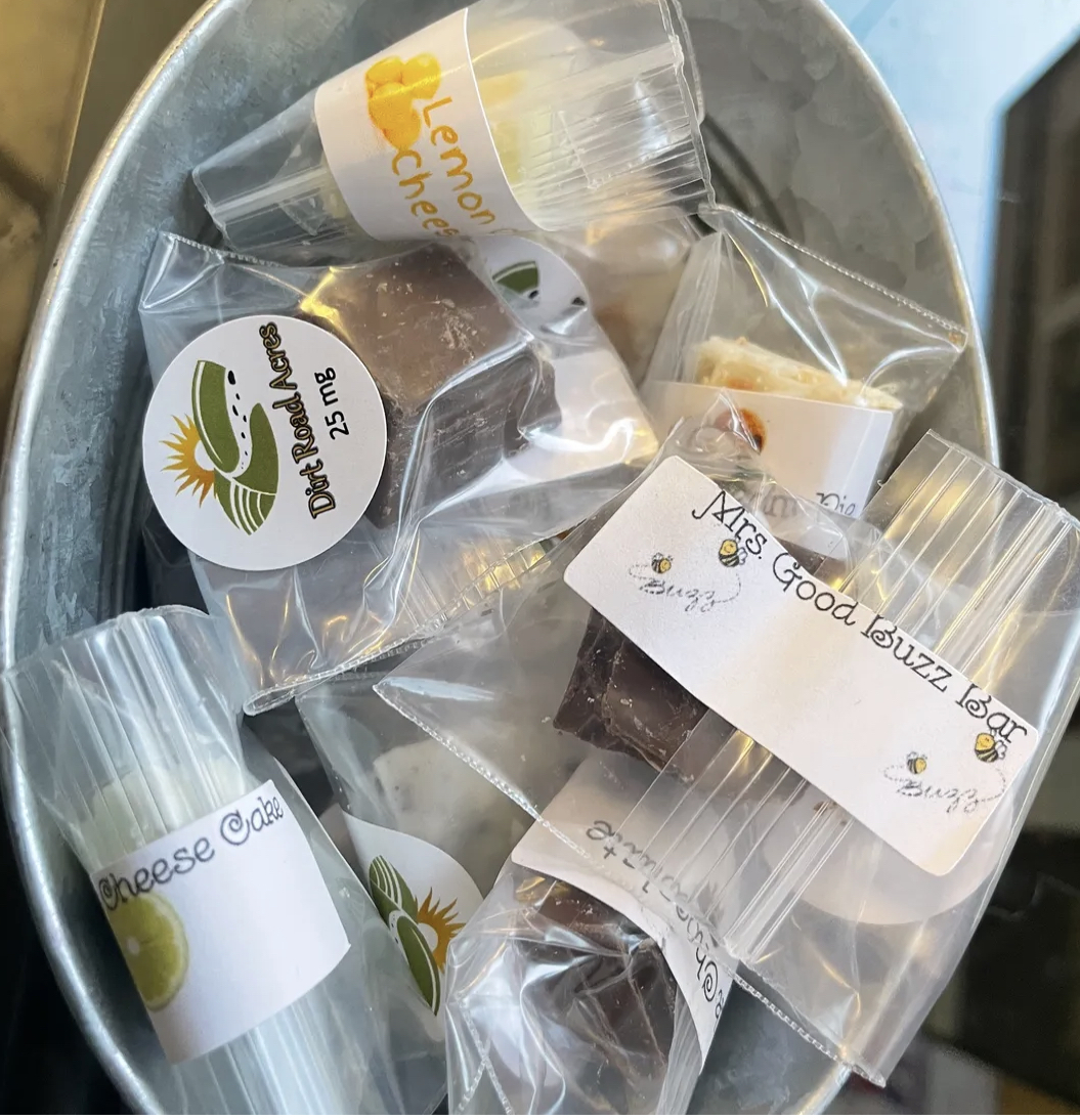 Photograph of product: DRA - Chocolate Bites (Assorted Flavors) - 25mg
