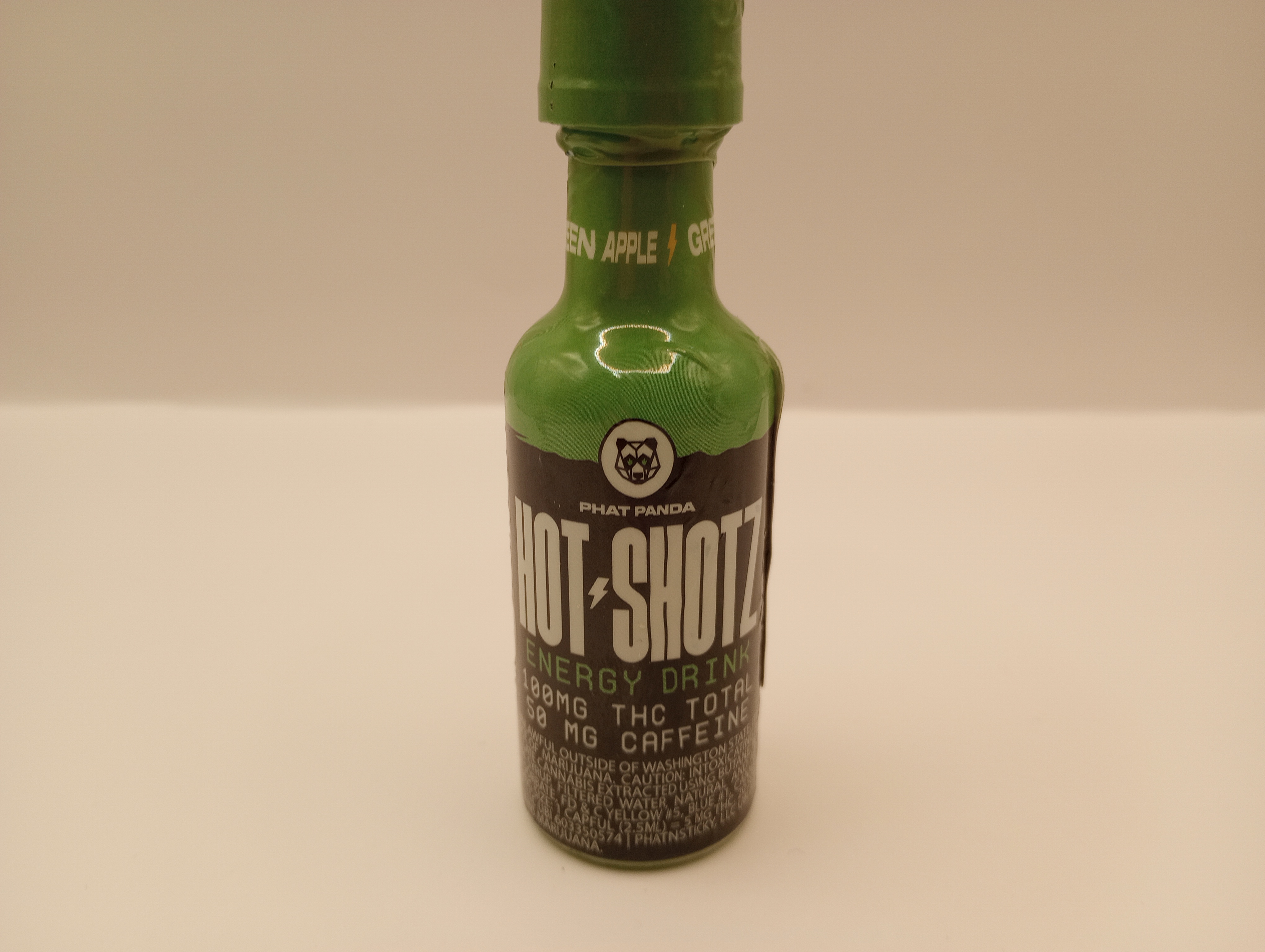 Photograph of product: Green Apple Hot Shotz 100mg