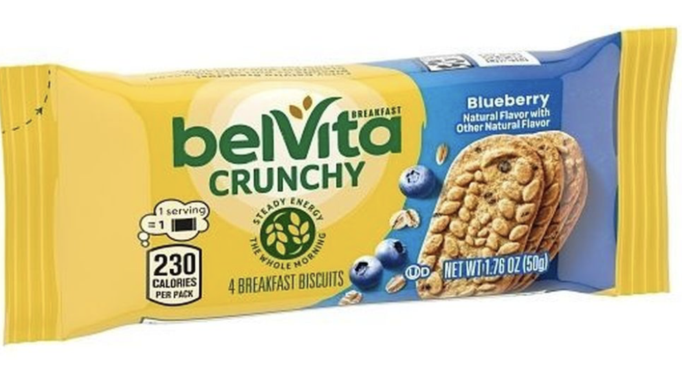 Photograph of product: BELVITA CRUNCHY BLUEBERRY BREAKFAST BAR