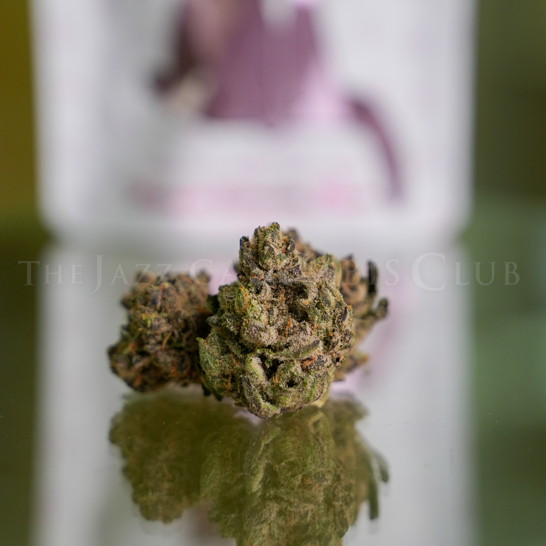 Photograph of product: Glo - Pink Pussy Pre Packed - 3.5g