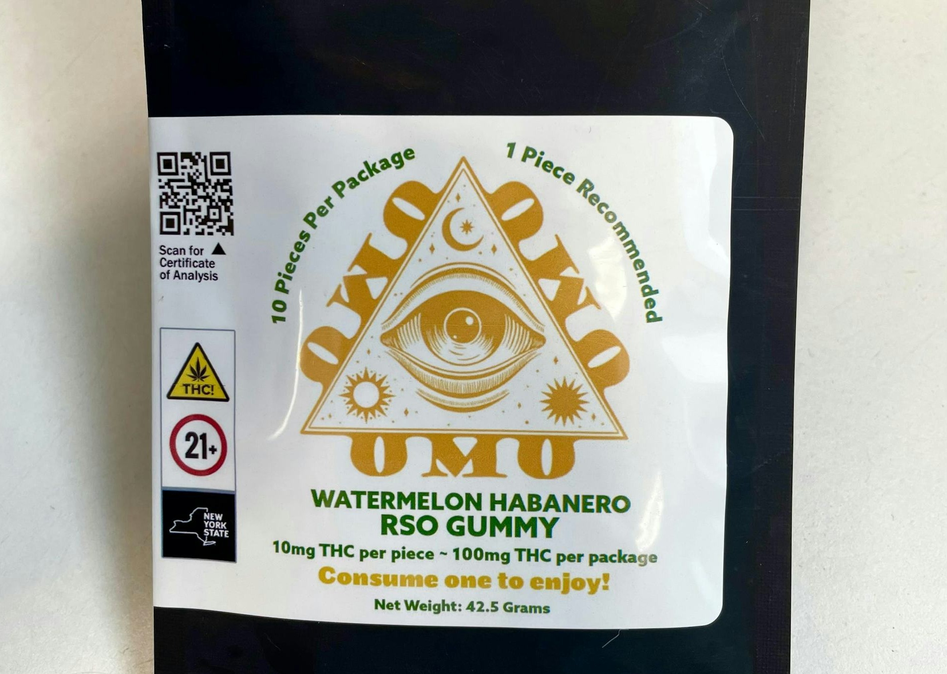 Photograph of product: OMO | Watermelon Habanero | RSO Infused Gummies | 10mg/Gummy | 10pk