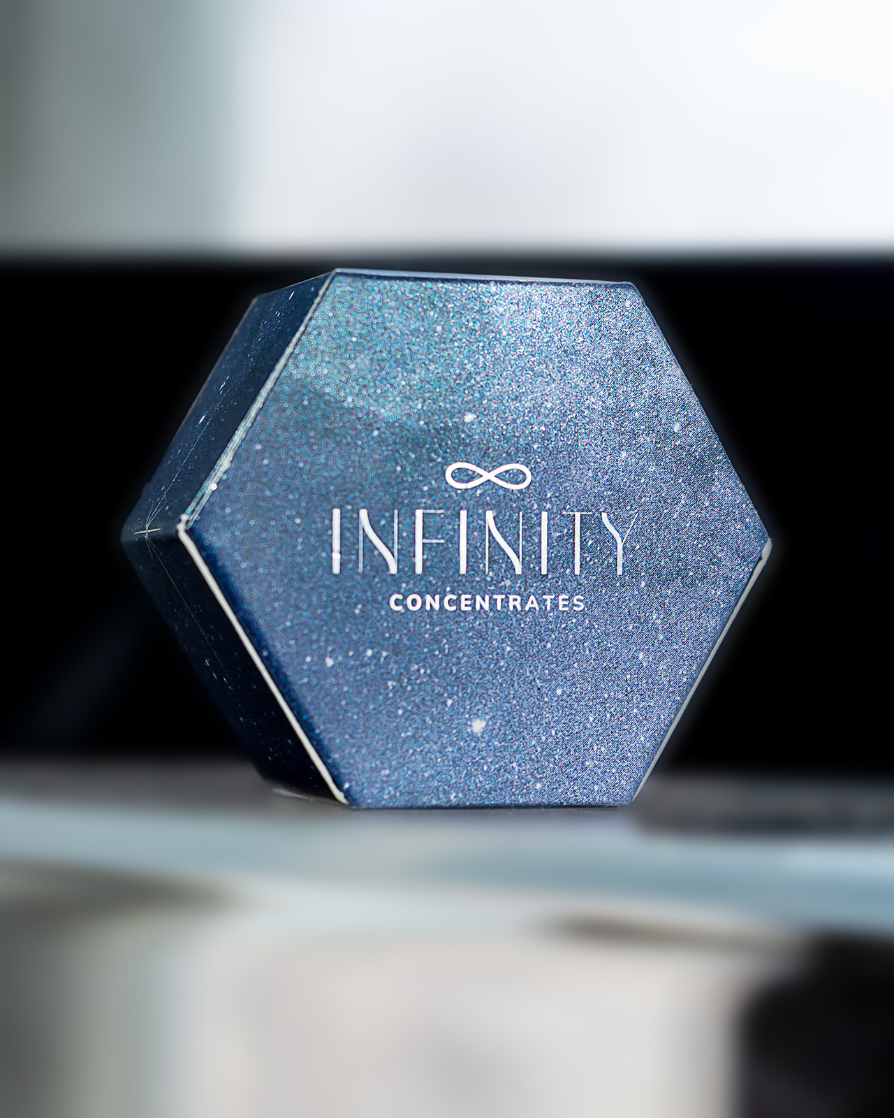 Photograph of product: Infinity Grape Cream Cake Cured Wax (1g)