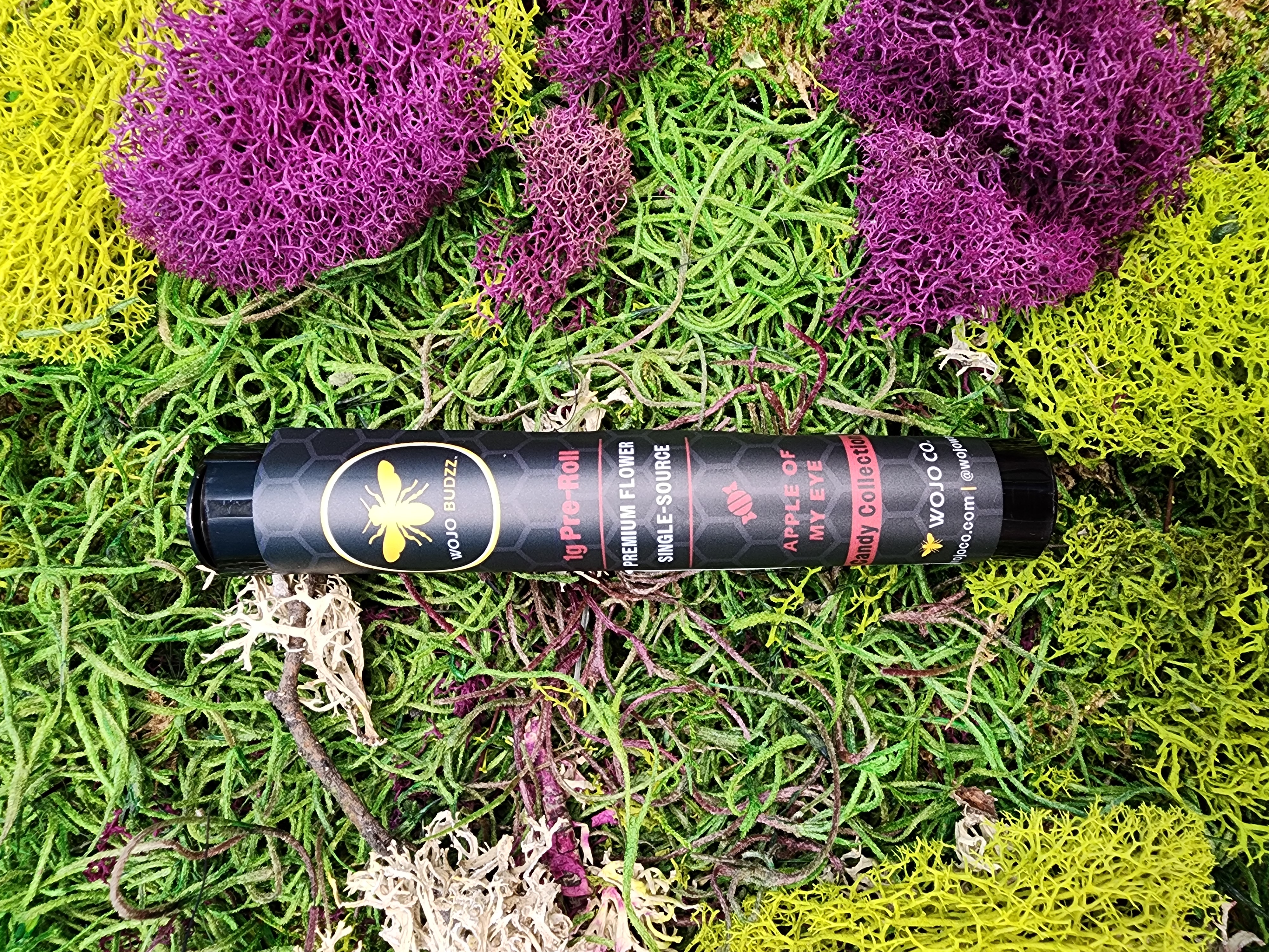 Photograph of product: 1G APPLE OF MY EYE PRE-ROLL