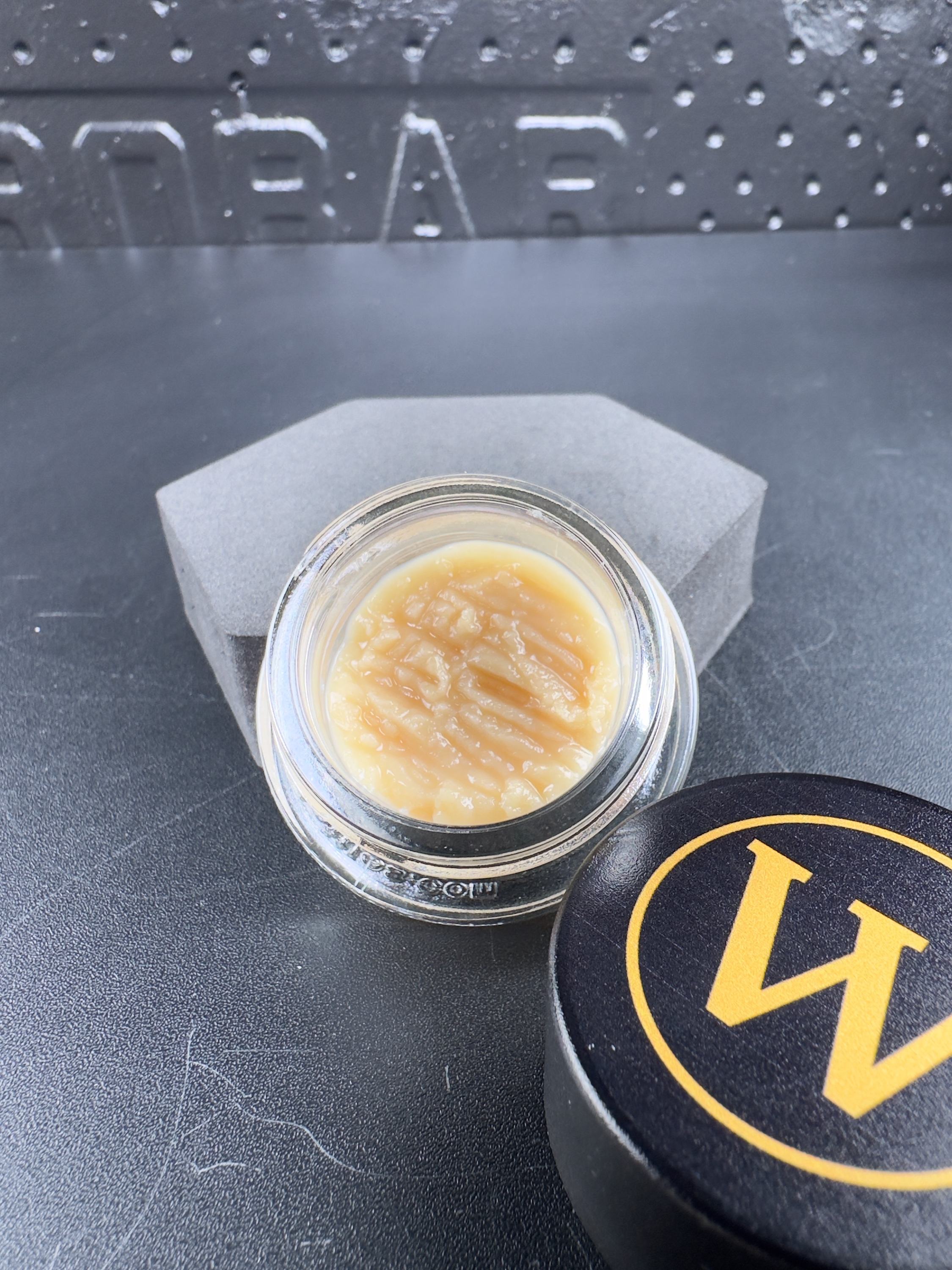Photograph of product: Live ROSIN | Superboof