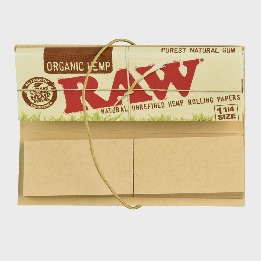Photograph of product: RAW Connoisseur Organic Hemp Rolling Papers & Tips - 1 1/4