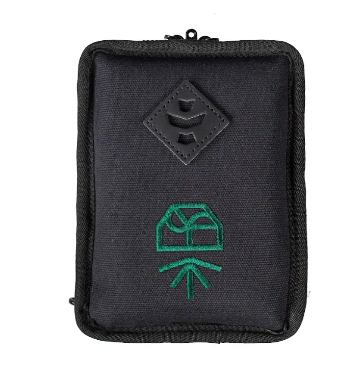 Photograph of product: The Pipe Smell Proof Black Kit