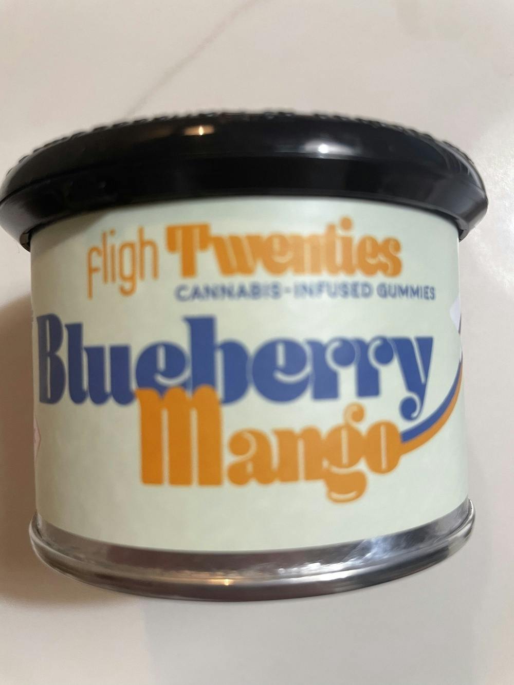 Photograph of product: Fligh | Med Blueberry Mango | 500mg Gummies
