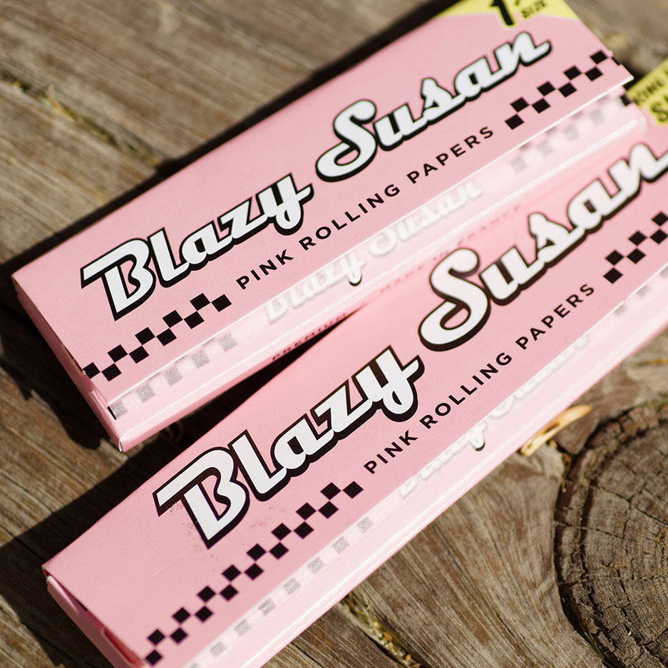 Photograph of product: Blazy Susan Papers Pink