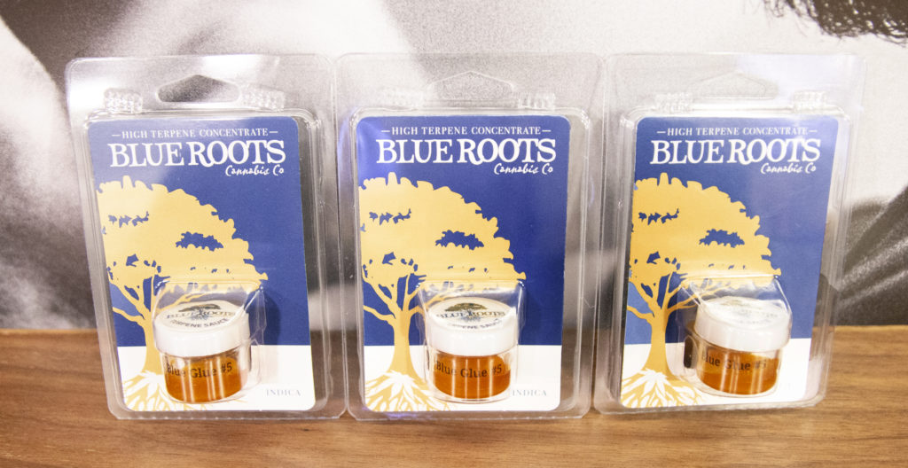 Photograph of product: Blue Roots Blue Glue #4 Terp Sugar Oui'd Hybrid 1g