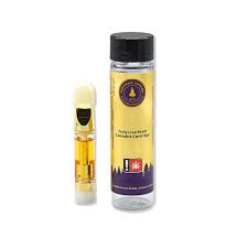 Photograph of product: Entourage Oui'd | ZOAP BOMB Live Resin Cartridge