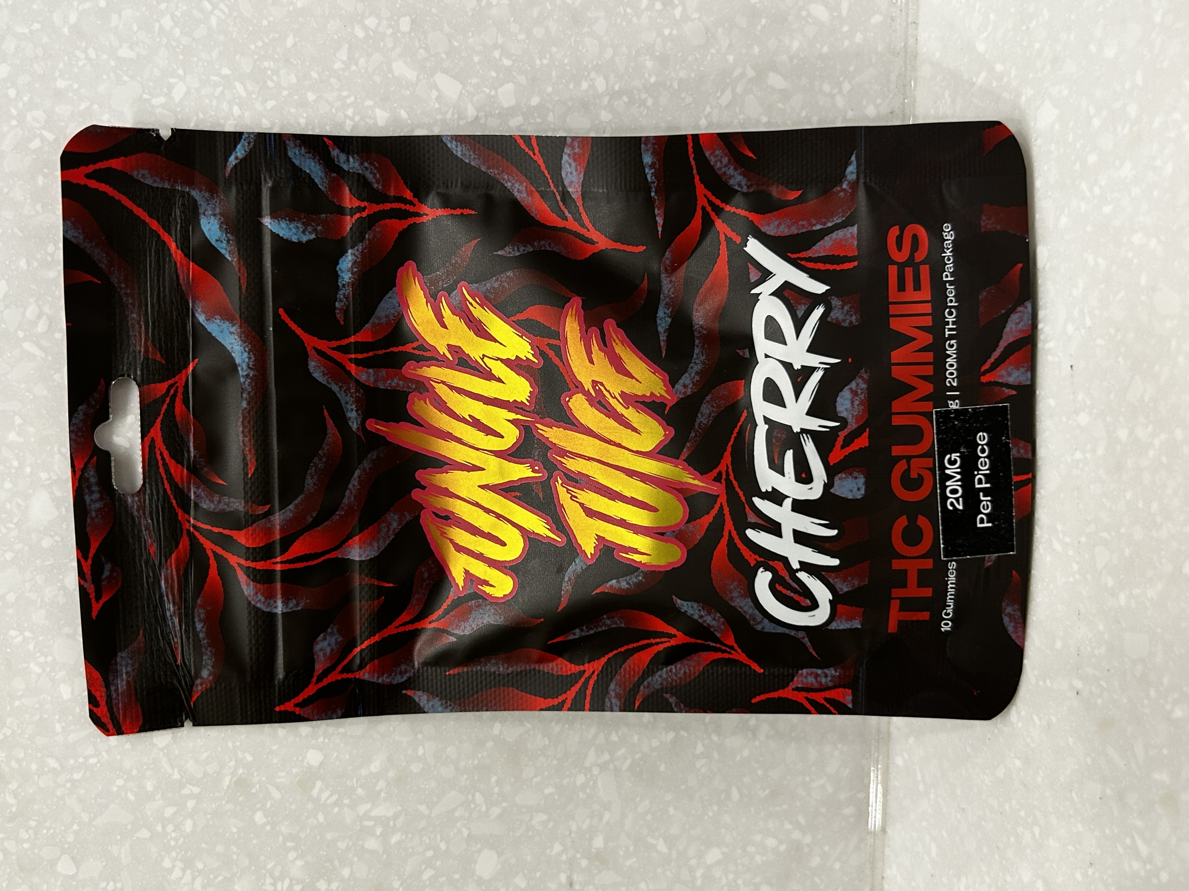 Photograph of product: Jungle Juice | Gummies | Cherry | 200mg
