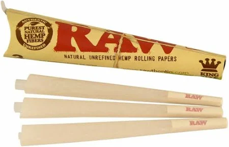 Photograph of product: Raw Classic Cones King Size 3 Cones