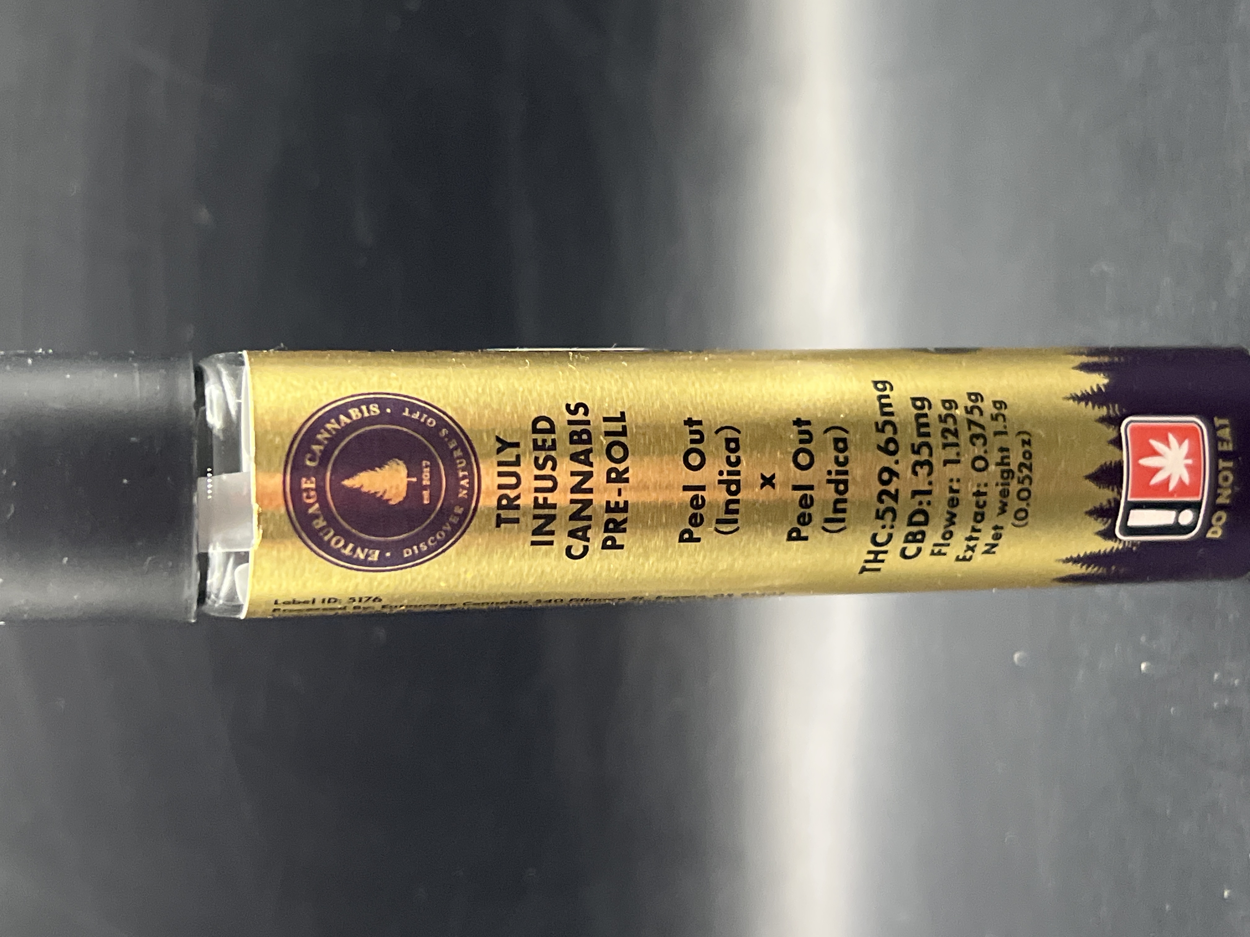 Photograph of product: Entourage Oui'd Peel Out x Peel Out Infused Pre-roll