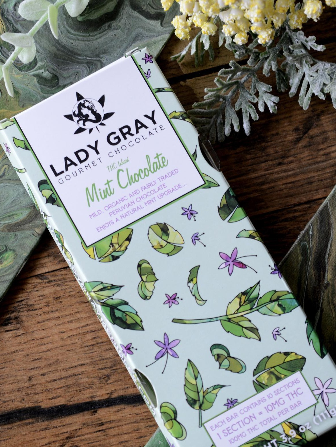 Photograph of product: LG Mint Chocolate Bar 100mg