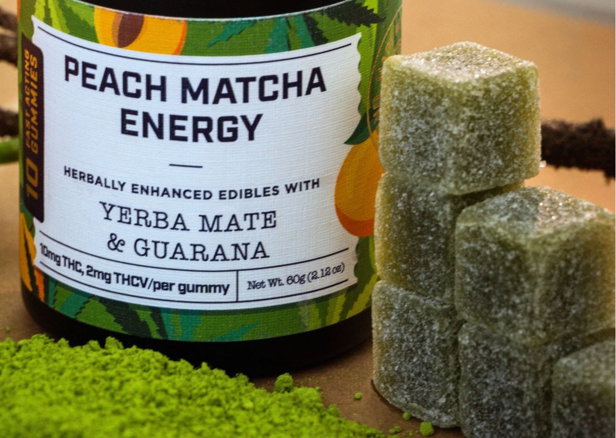 Photograph of product: SUPERNATURALS | PEACH MATCHA ENERGY GUMMIES (10:2 TH-oui:TH-ouiV) | 100MG