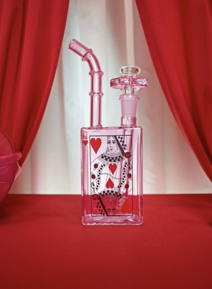 Photograph of product: Shop of Things | Queen Of Hearts Bong
