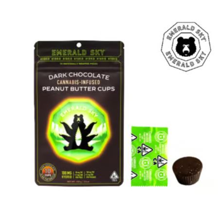 Photograph of product: Emerald Sky Dark Chocolate Peanut Butter Cups (H) 100MG
