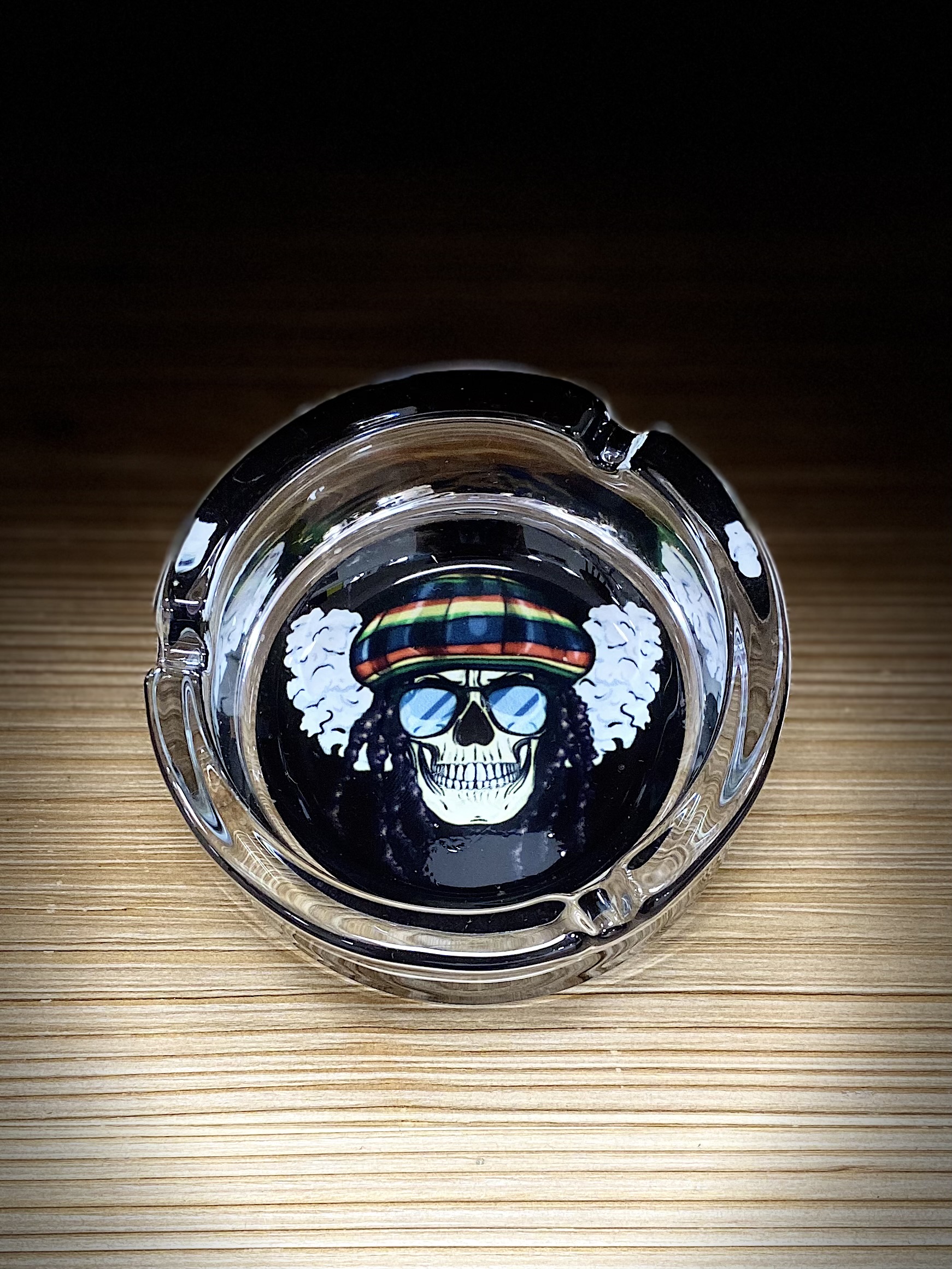 Photograph of product: Rasta Skull Ashtray