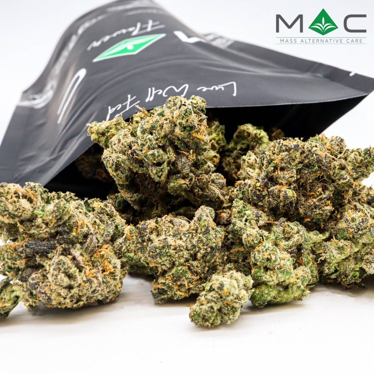 Photograph of product: MAC Rainbow Road 28g