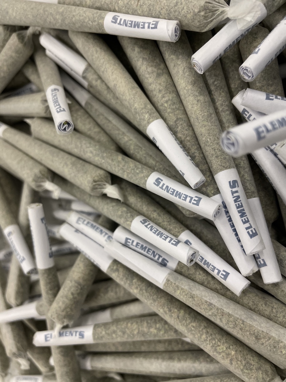Photograph of product: AMA Primitivo Pre-Roll 1g