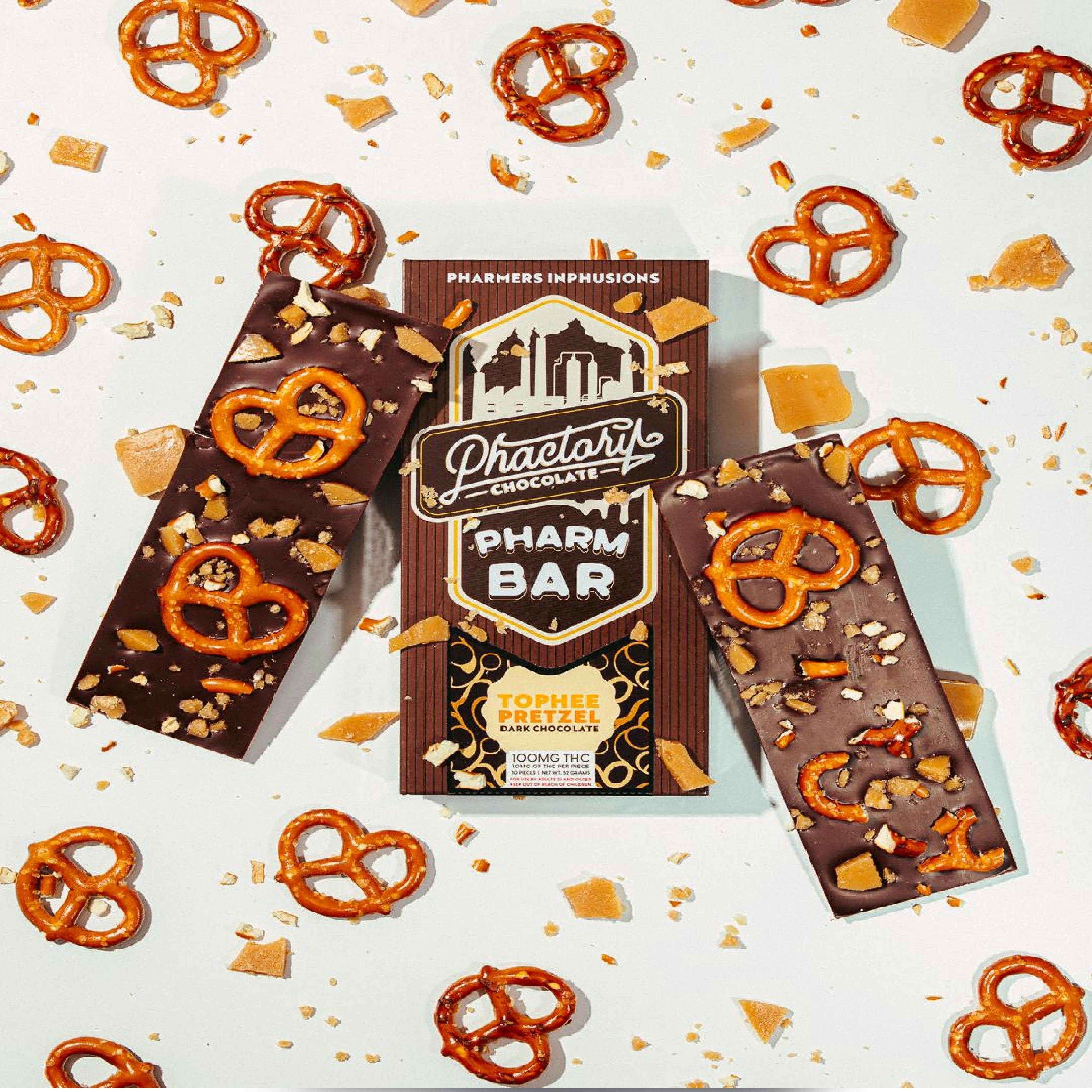 Photograph of product: Pharm Bar Tophee Pretzel